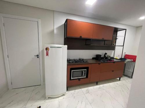 Tocantins Apartment | Imóvel climatizado, localizado em um prédio novo e equipado com tudo o que você precisa para uma experiência de hospedagem incrível na cidade de Toledo.