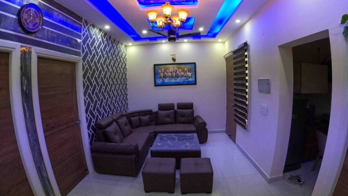 Kharar Bed & Breakfast | “Imagine coming home to this gorgeous 2 bedroom Flat near Mohali.”n