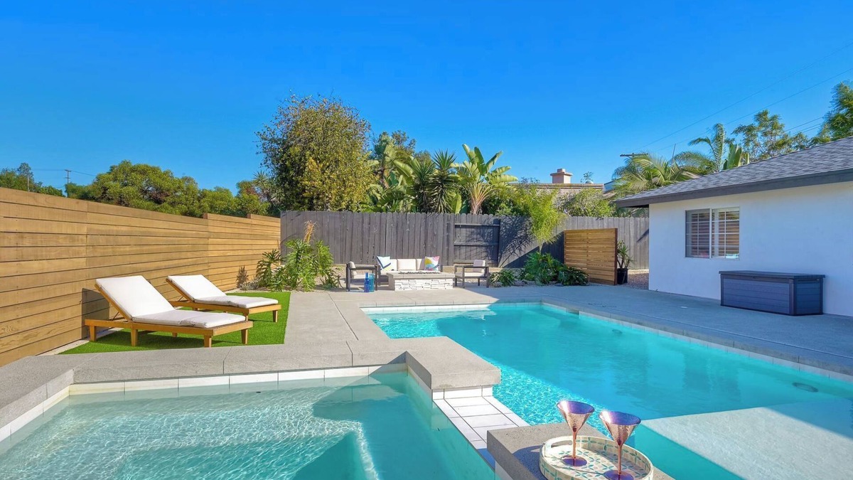 Loma Alta House | Immaculate 3 BDR in Oceanside – Private Pool & Spa