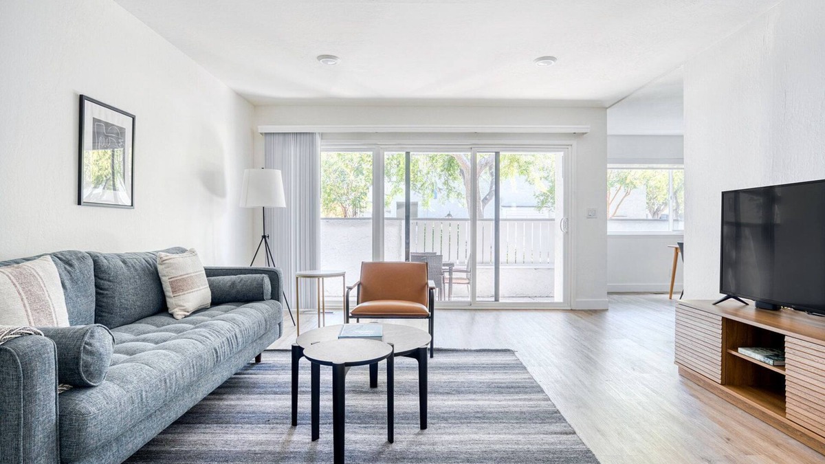 Cupertino Apartment | Impeccable Cupertino 2BR, w/Gym, Pool, W/D, walk to Apple, by Blueground