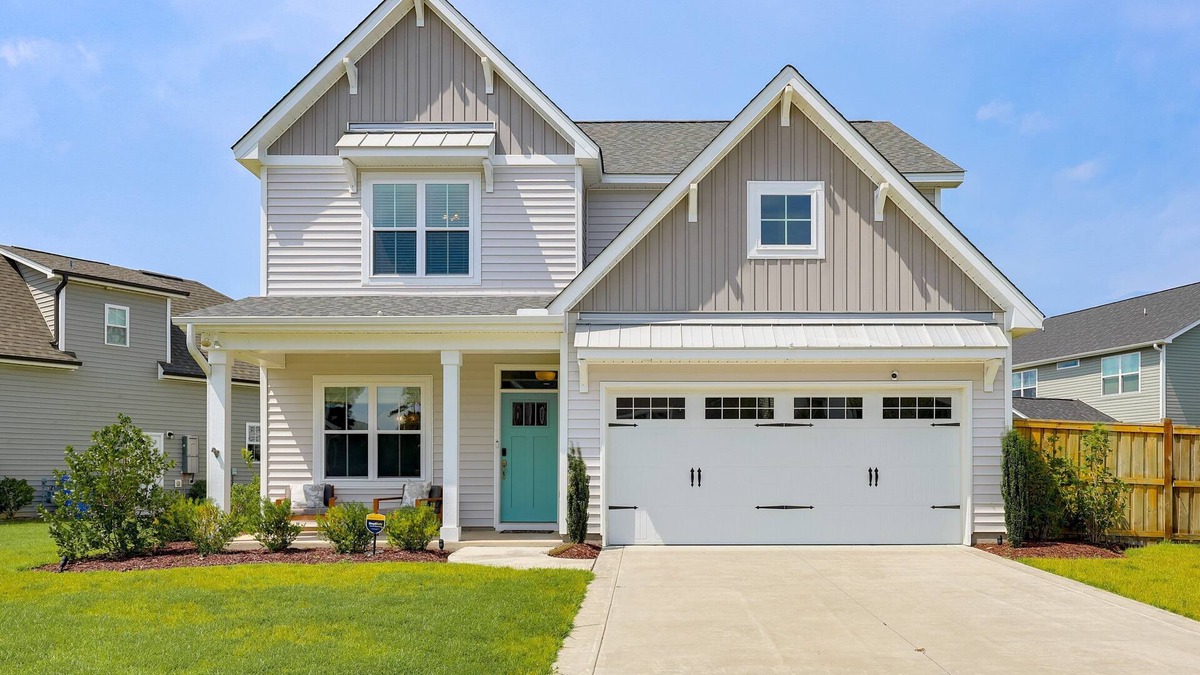 Silver Lake House | Impeccably kept 4 bed/3.5 bath home at Fortune Place in charming Wilmington!