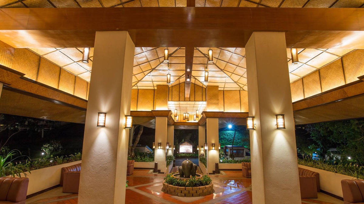 Khaem Son Hotel | Imperial Phukaew Hill Resort