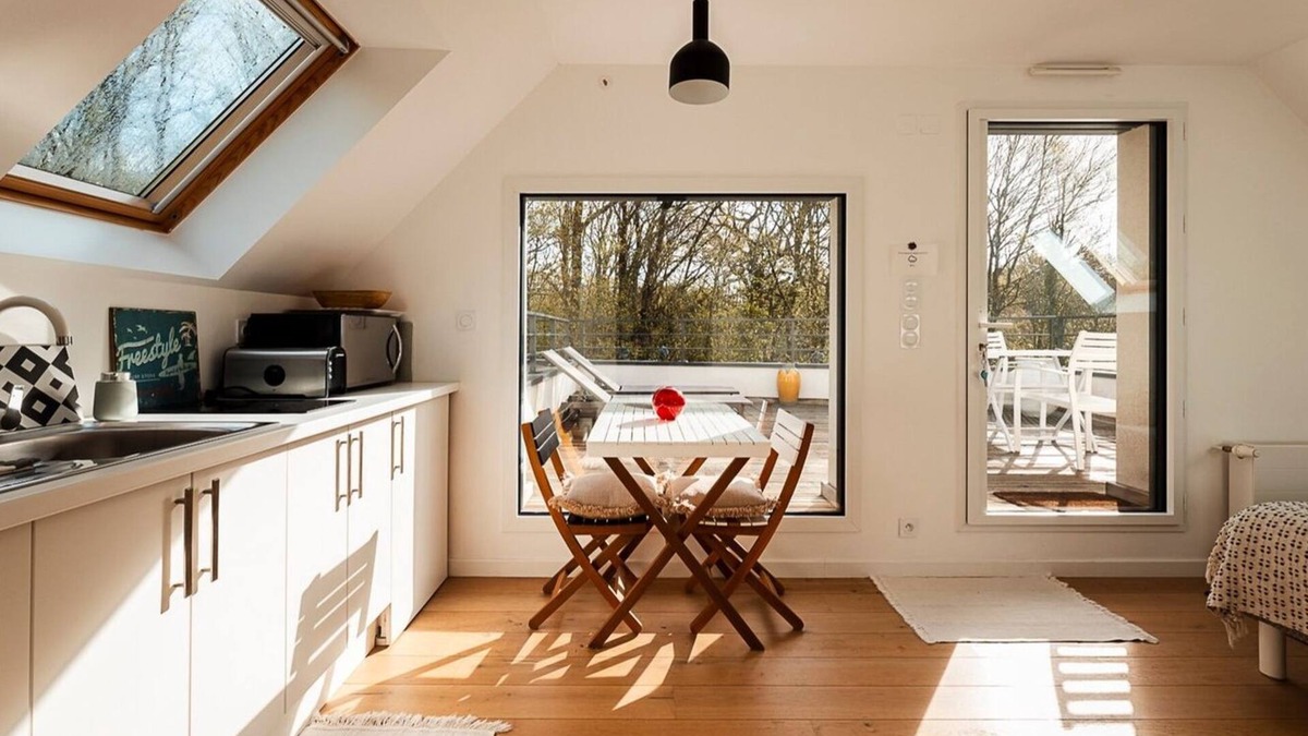 Saint-Molf Cottage | In a green setting close to the ocean