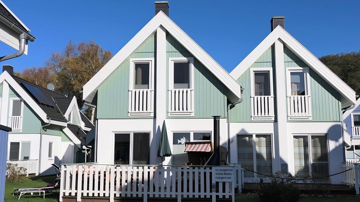 Juliusruh House | In Amber Park Breege with fireplace, sauna, whirlpool