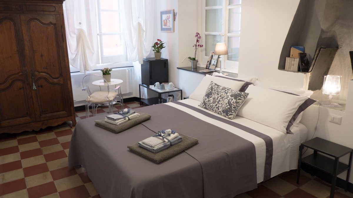 Genoa Historical Centre Apartment | "In Canneto . Genoa in my heart!
