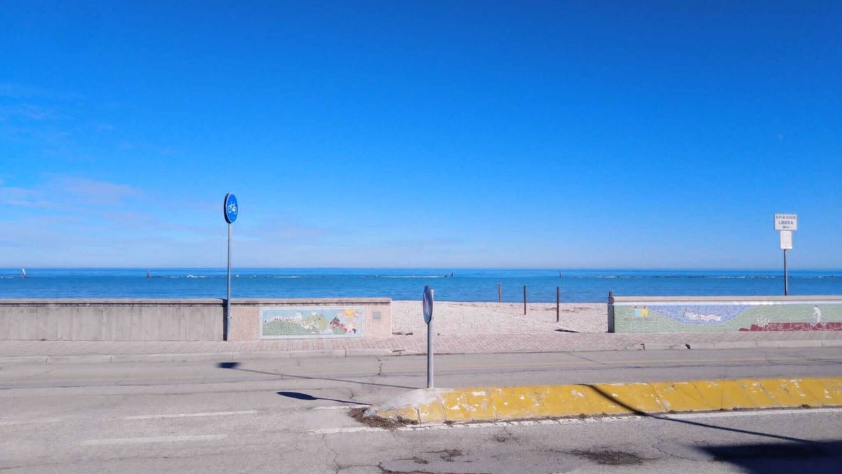 Marotta Apartment | In front of the Sea, beach for dogs not far away