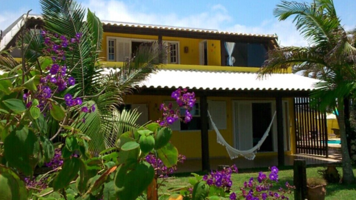 Guaratuba House | In front of the sea! WONDERFUL HOUSE WITH POOL AND LARGE GARDEN