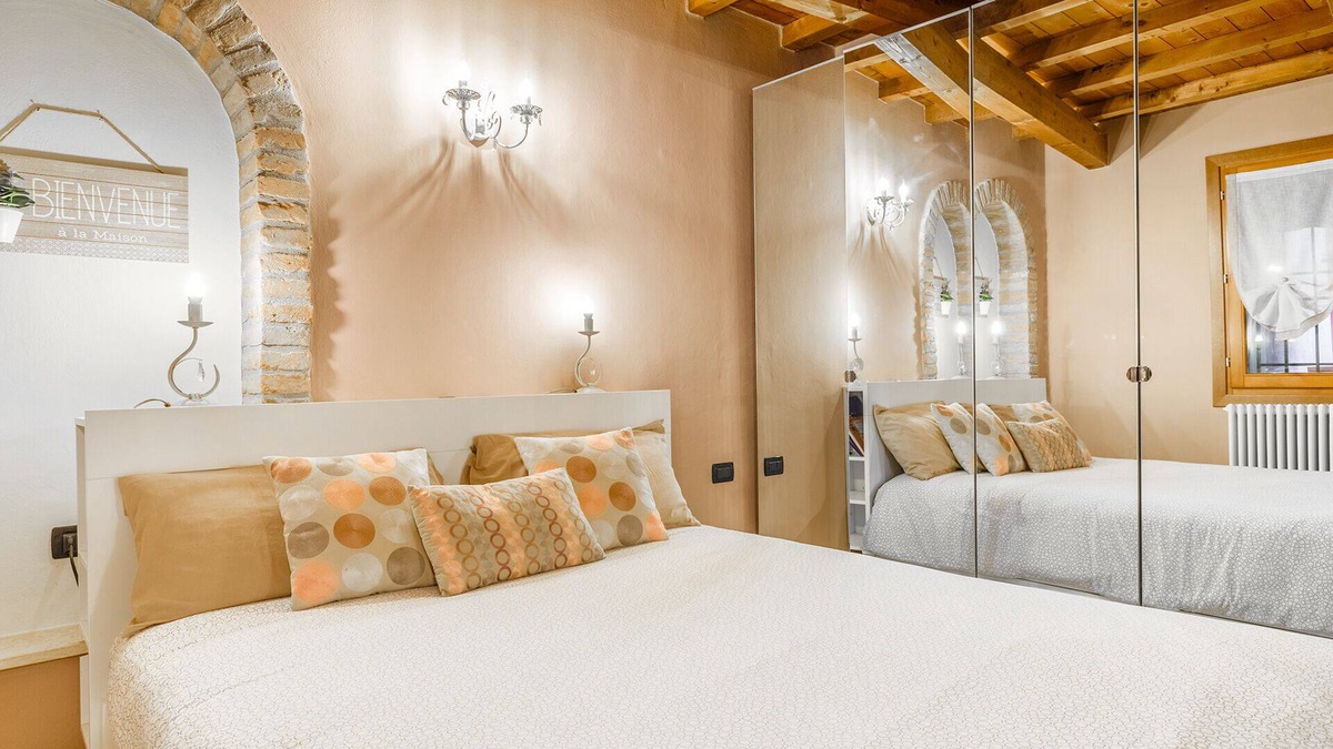 Ferrara Apartment | In the ancient Jewish ghetto