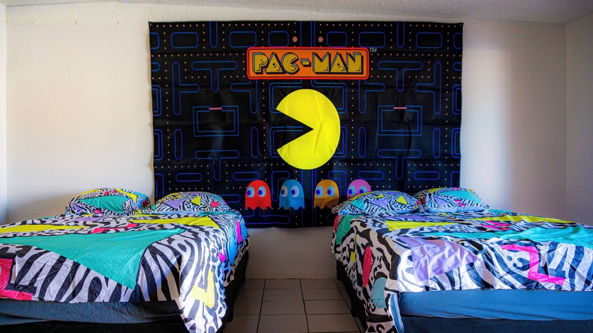 Mexicali Apartment | In the best area. Comfortable and original apartment with 80s theme