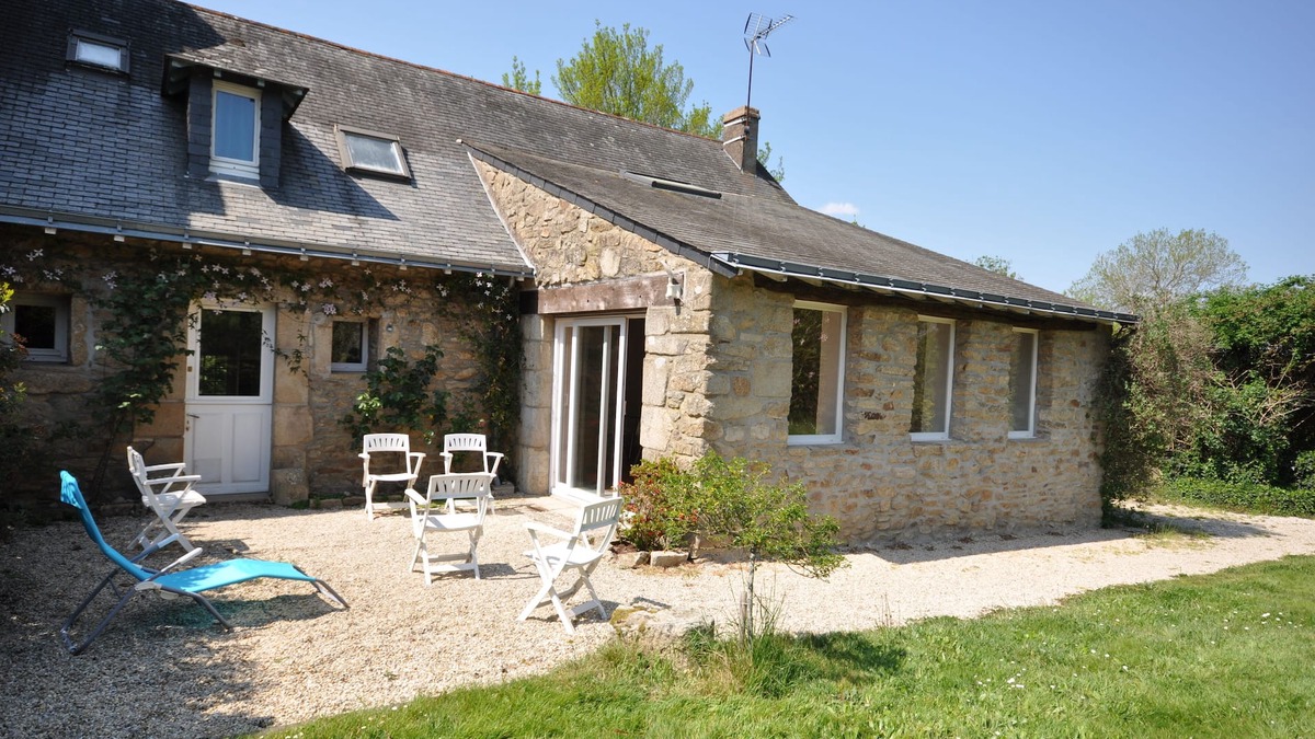 Coueron House | In the calm of the Nantes countryside