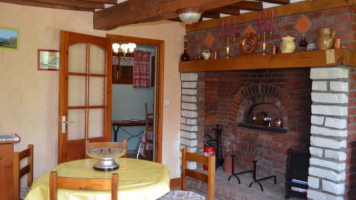Bures-en-Bray Cottage | In the countryside and 30 minutes from the sea