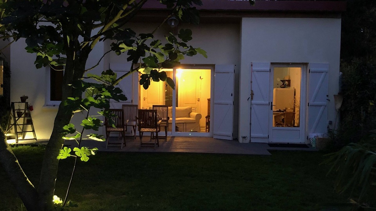 Berck-sur-Mer House | In the garden of No. 108