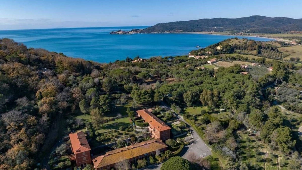 Fonte Blanda Apartment | In the Green near the Sea