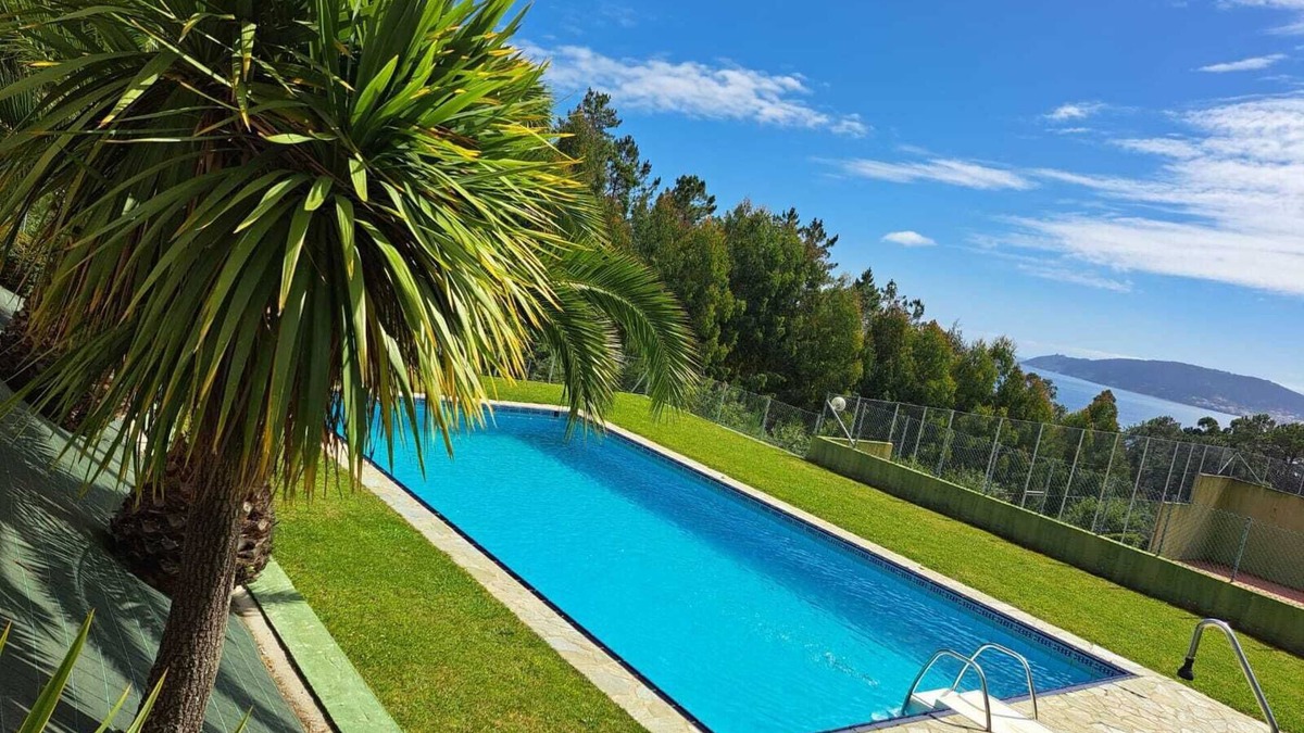 Sardinero Apartment | In the heart of Costa da Morte: charming apt. with pool and beach