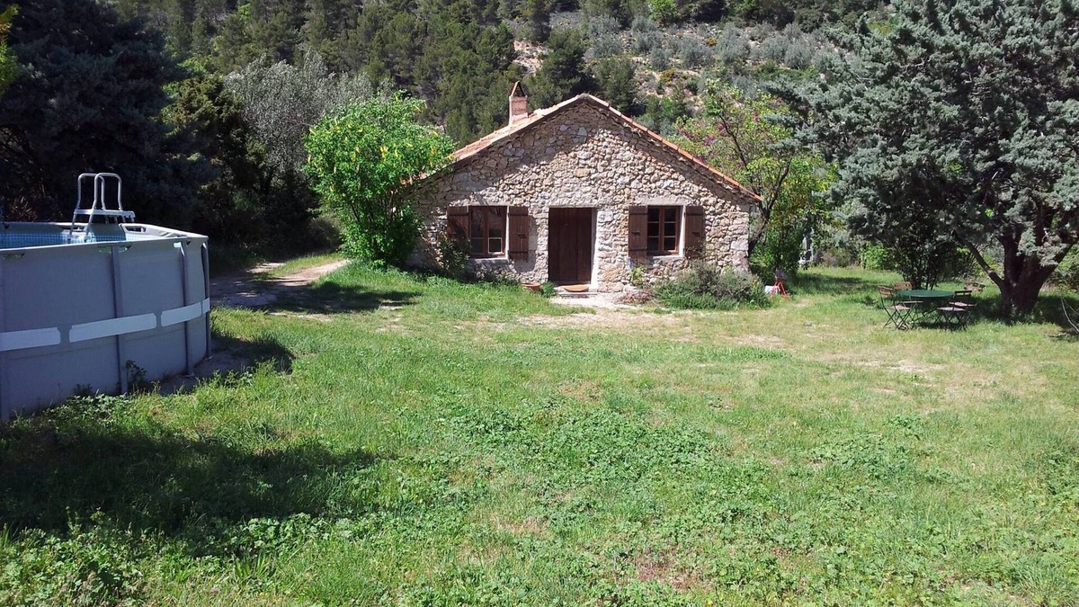 Benivay-Ollon Cottage | In the heart of Drôme Provençale countryside cottage baronies Park