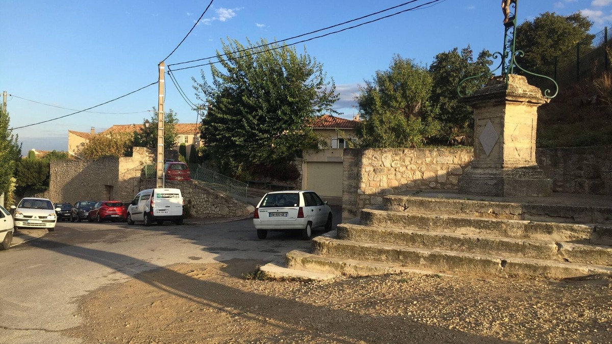 Mallemort Apartment | In the heart of Provence