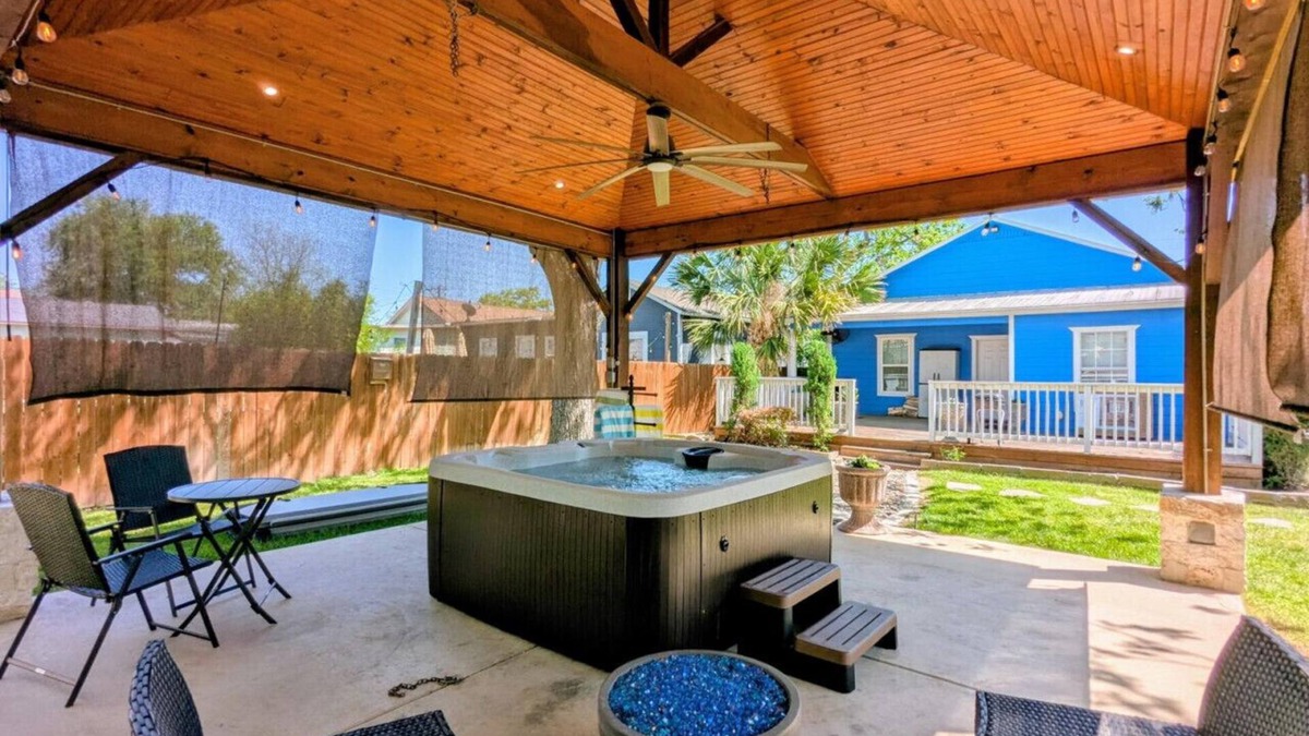 Alta Vista House | In the Heart of Town 10 Mins to The Alamo & Pearl