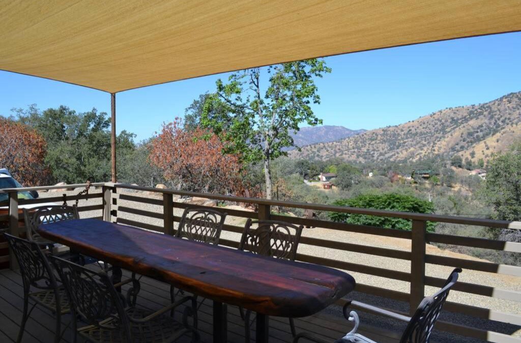 Three Rivers House | In The Oaks