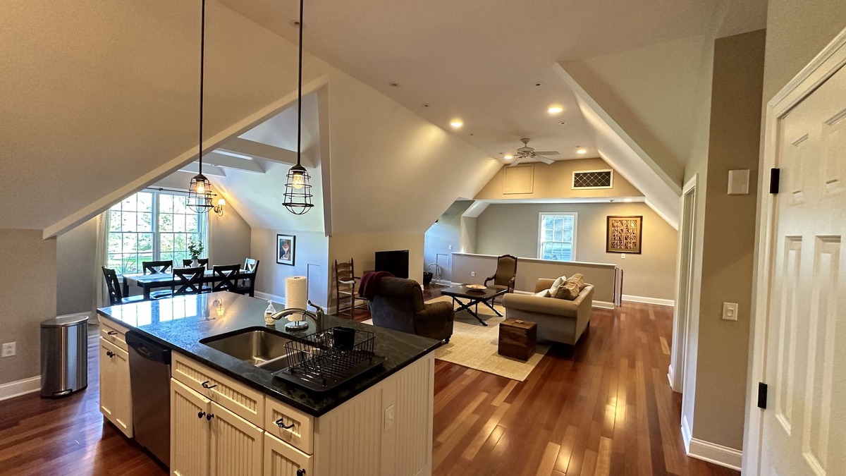 Williamstown Apartment | In town 2 bedroom, one bath carriage barn. Sleeps 5.