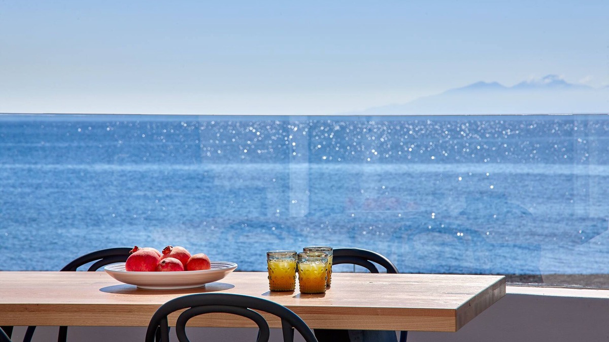 Agia Paraskevi House | Incognito Villa