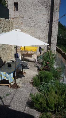 Serra San Quirico House | Incontro là dove si perde il giorno