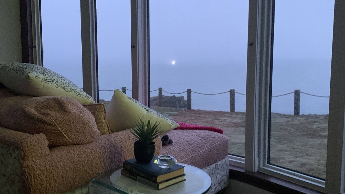 Mavillette House | INCREDIBLE ocean cliff views at your doorstep on very private acreage + parking.