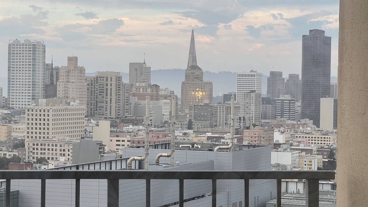 Cathedral Hill Apartment | Incredible SF skyline view hotel liked condo with amenities of a home