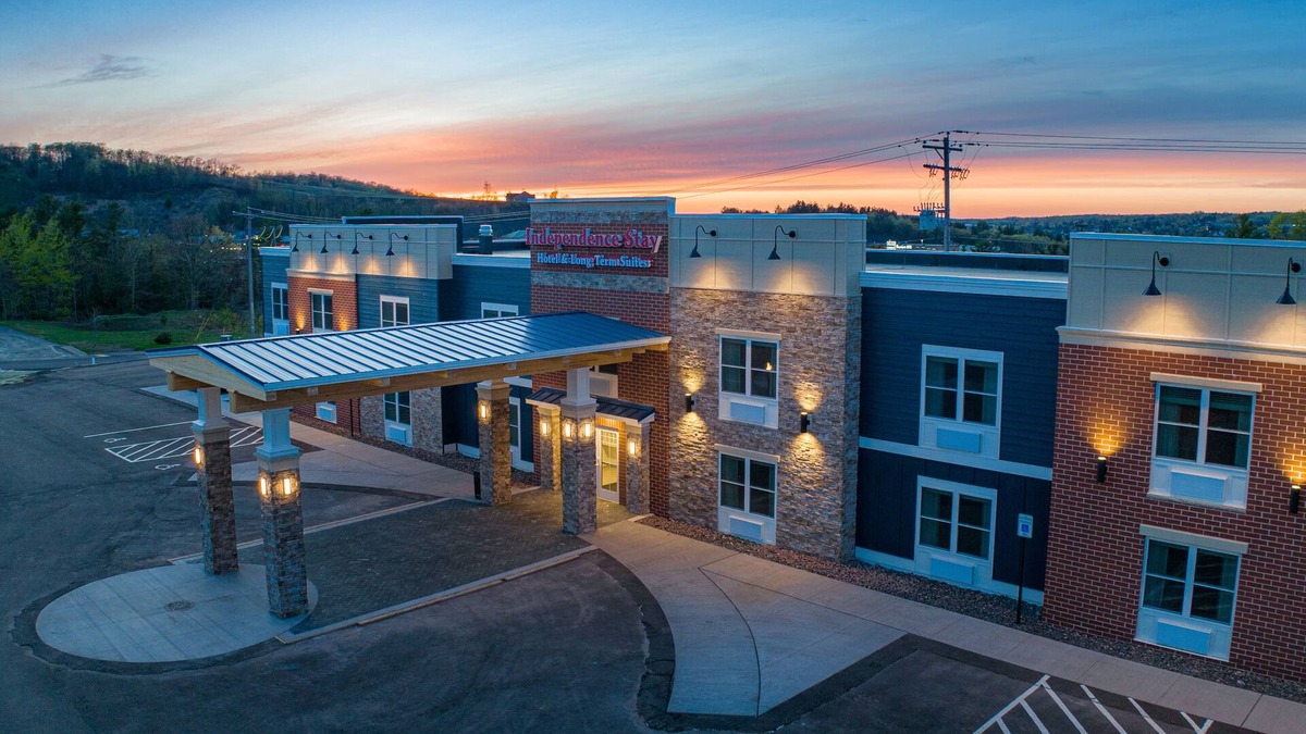 Houghton Hotel | Independence Stay