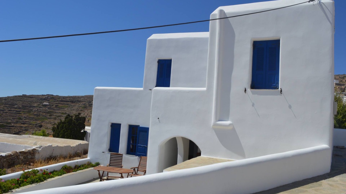 Sikinos House | Independent 8 people house in Chorio, Sikinos island, Kyclades islands, Greece