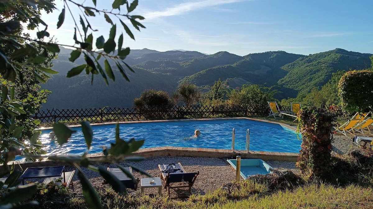 Urbino Apartment | Independent apartment in country house for 2+2 people. Breathtaking view!