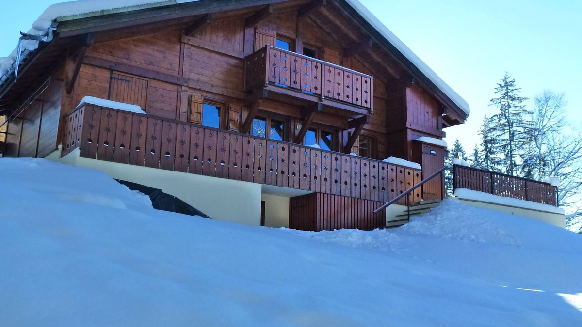 Les Carroz-d'Araches Ski Chalet | Independent chalet on 2 levels with parking and WIFI classified 3 stars