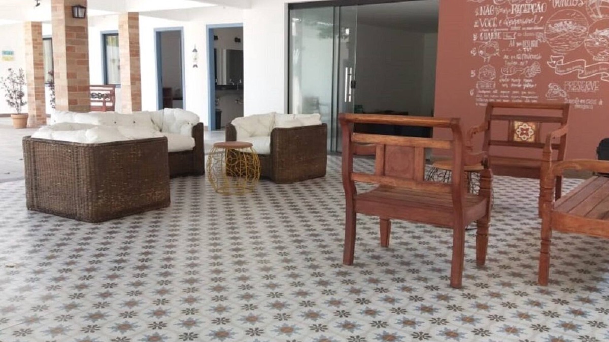 Pero House | Independent House 100 meters from Praia do Peró for large groups with wifi