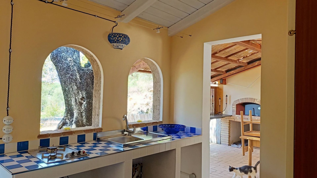 Lentiscosa House | Independent house with sea view