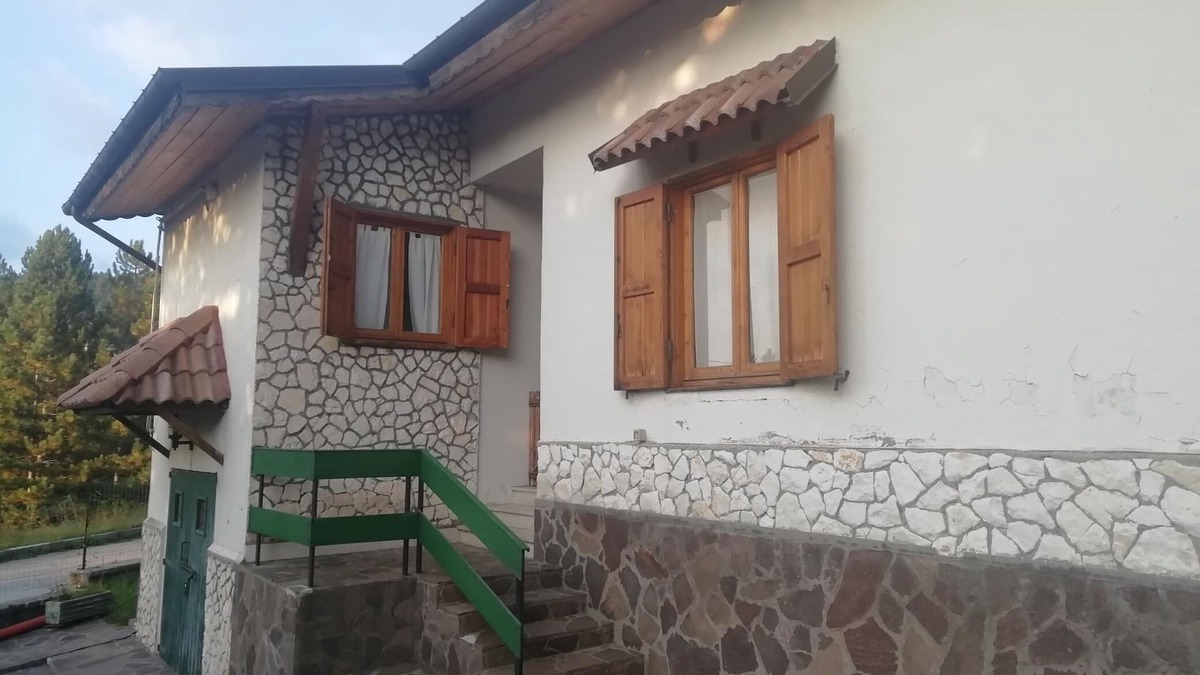 Campo di Giove House | Independent villa with garden