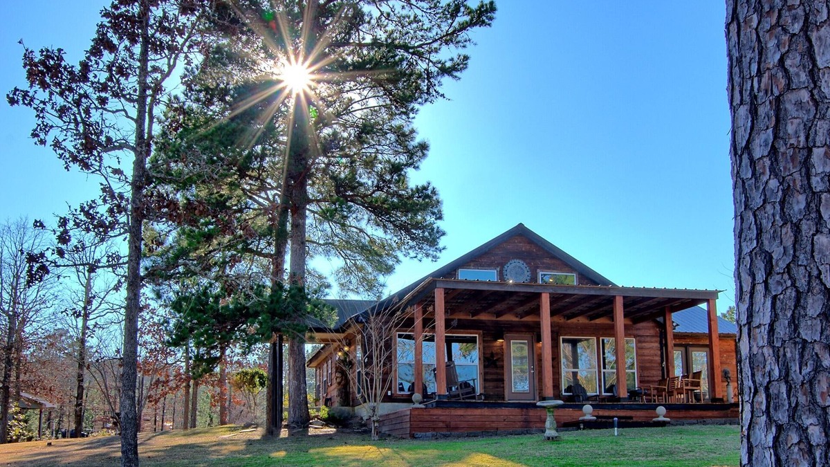 South Toledo Bend Cottage | Indian Creek Villa-South Toledo Bend, TX Lakefront