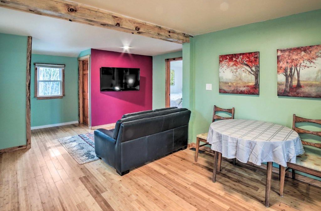Valparaiso House | Indiana Vacation Rental Near Lake Michigan