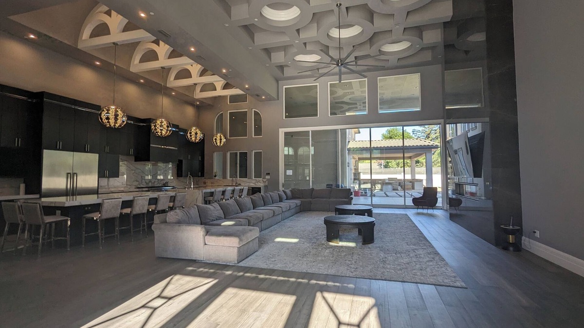 Fresno House | Indoor Basketball Court and Cinema Haven