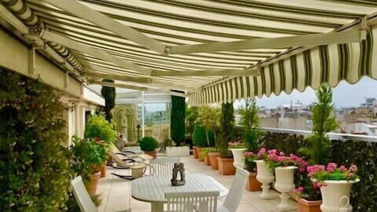 Porte-Dauphine Apartment | Indulgence, is a Splendid Paris Penthouse apartment with Divine Terrace.