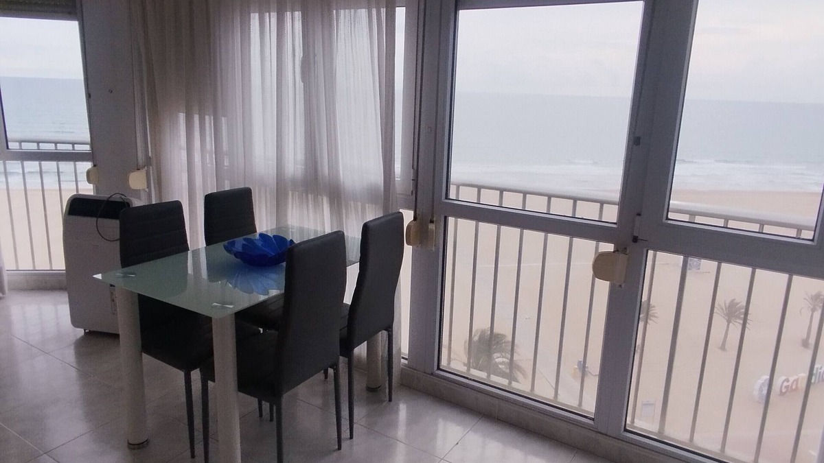 Grau i Platja Apartment | Infante E3-9 Solo Familias!