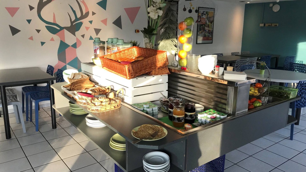 Chambray-les-Tours Hotel | initial by balladins Tours Sud