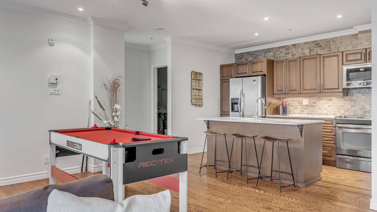 Boischatel Apartment | Initial | Panorama | Chutes