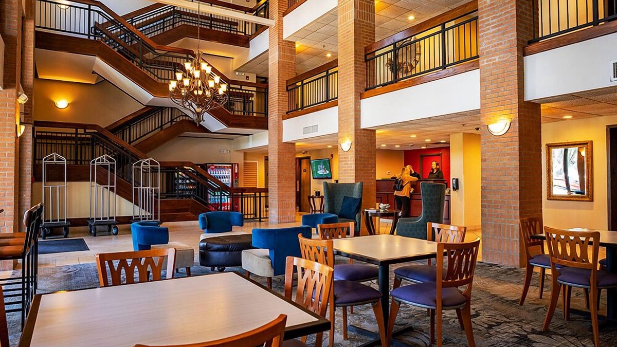 Kinder Hotel | Inn at Coushatta