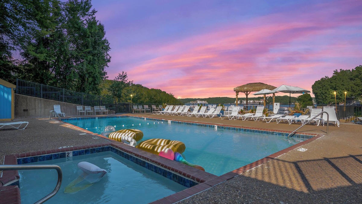 Osage Beach Hotel | Inn at Grand Glaize