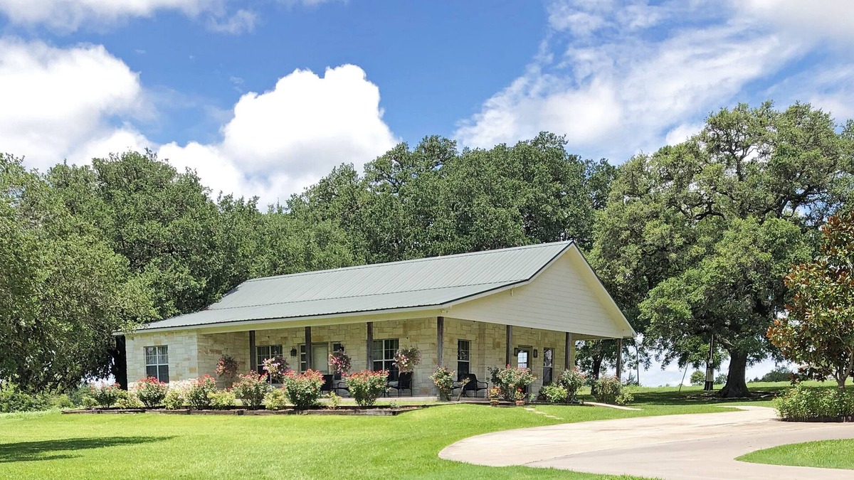 Burton Cottage | Inn at Indian Creek