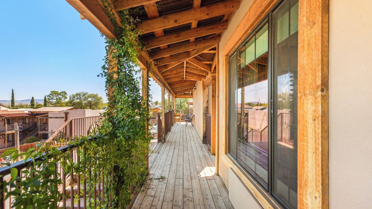 Tombstone Hotel | Inn History Tombstone