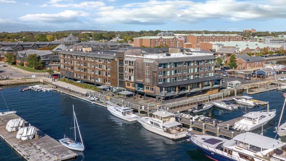 The Point Condo | Inn on Longwharf Harbor View Unit - 1 Bedroom Luxury Accommodation