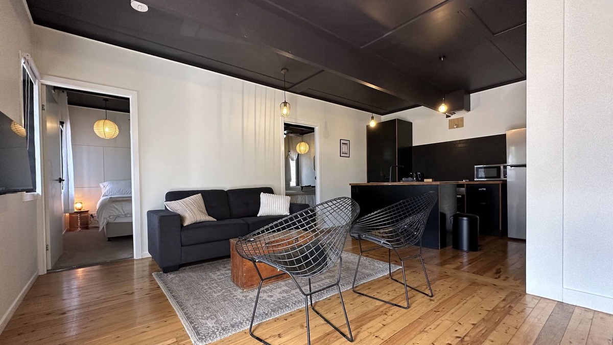 South Toowoomba Apartment | Inner City 2 Bedroom Apartment #1