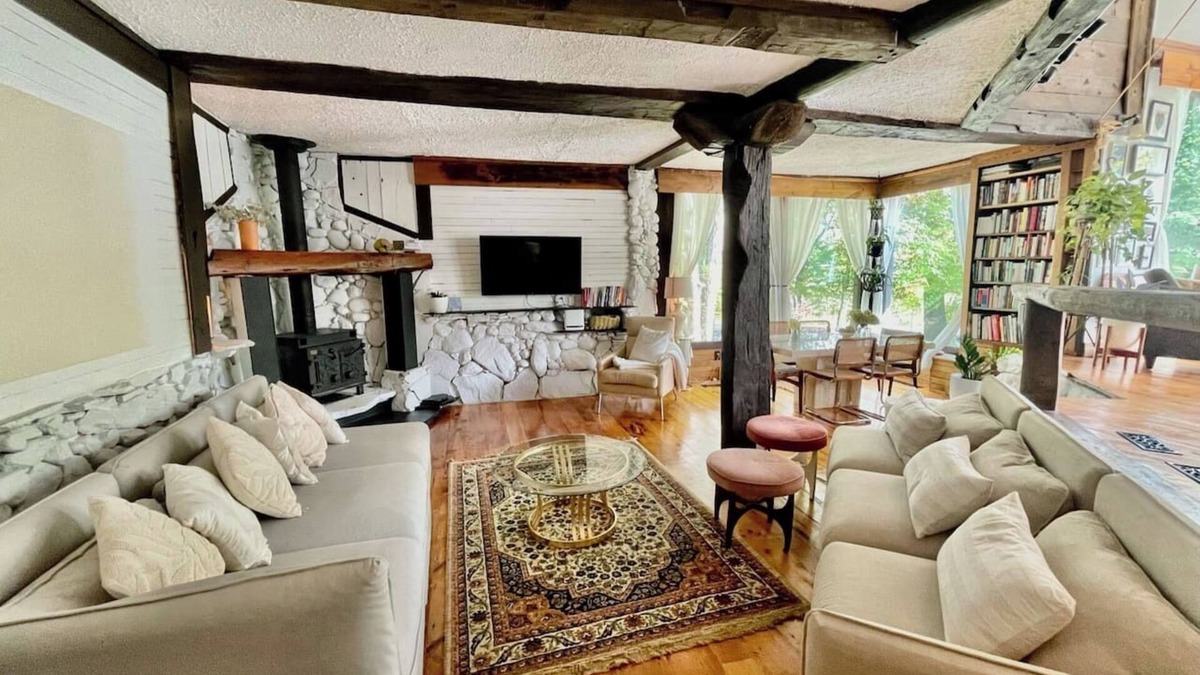 Cantley Ski Chalet | Insta-worthy artist’s retreat with amazing gazebo