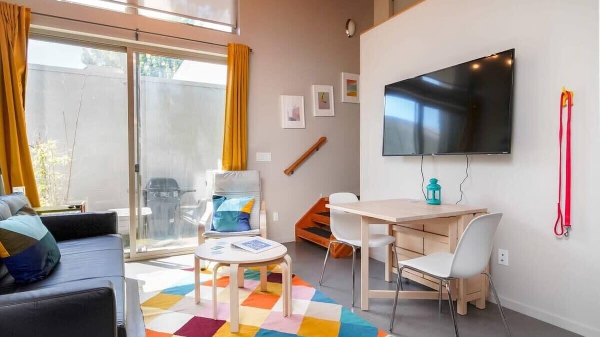 Belmont Apartment | #InvestREPM Buckman Spacious Modern Rowhouse