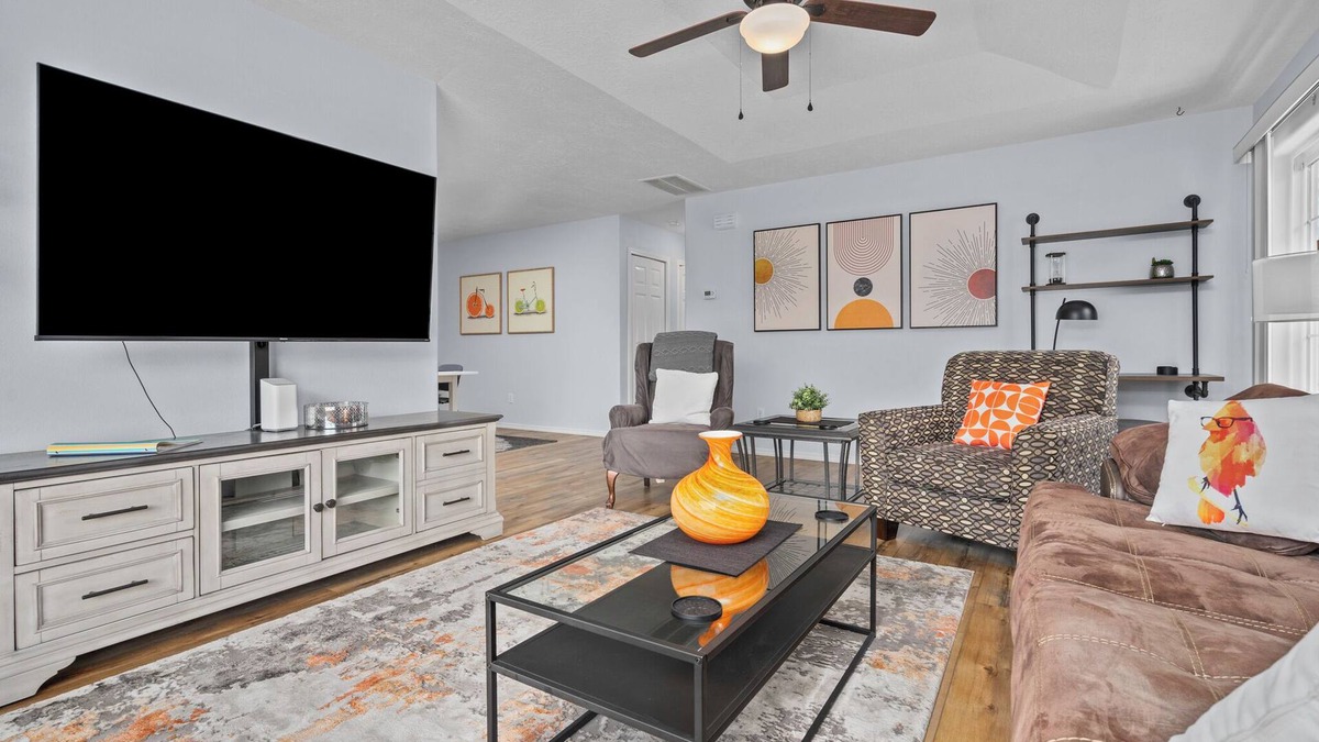Keizer House | Inviting 2BR Half-Plex-Equipped Kitchen & Garage